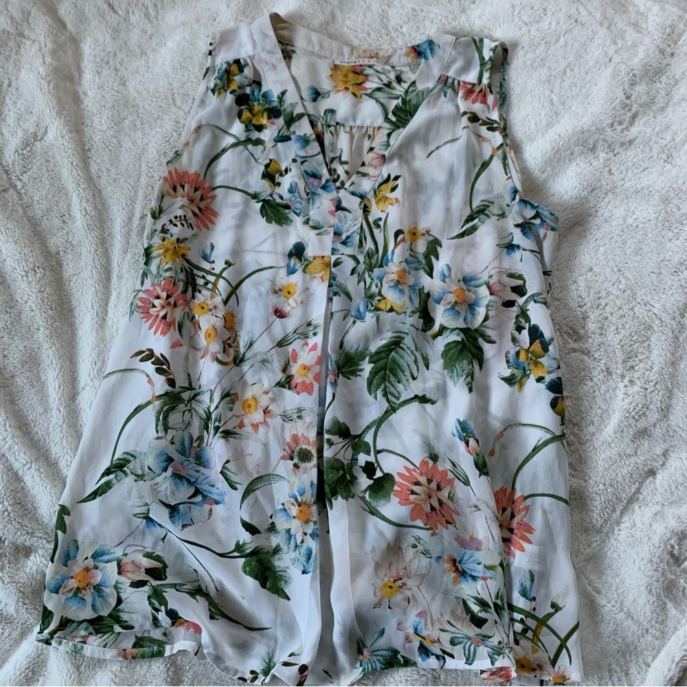 White floral tank top blouse